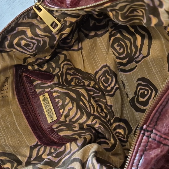 Steven Steve Madden Oversized Studded Leather Satchel Crossbody Bag in Rasberry - Picture 14 of 16